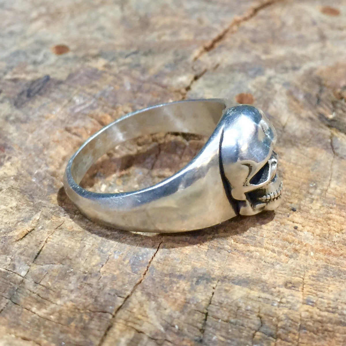 SR2 Medium 15mm Skull Ring – Santa Fe Silverworks by Gregory Segura