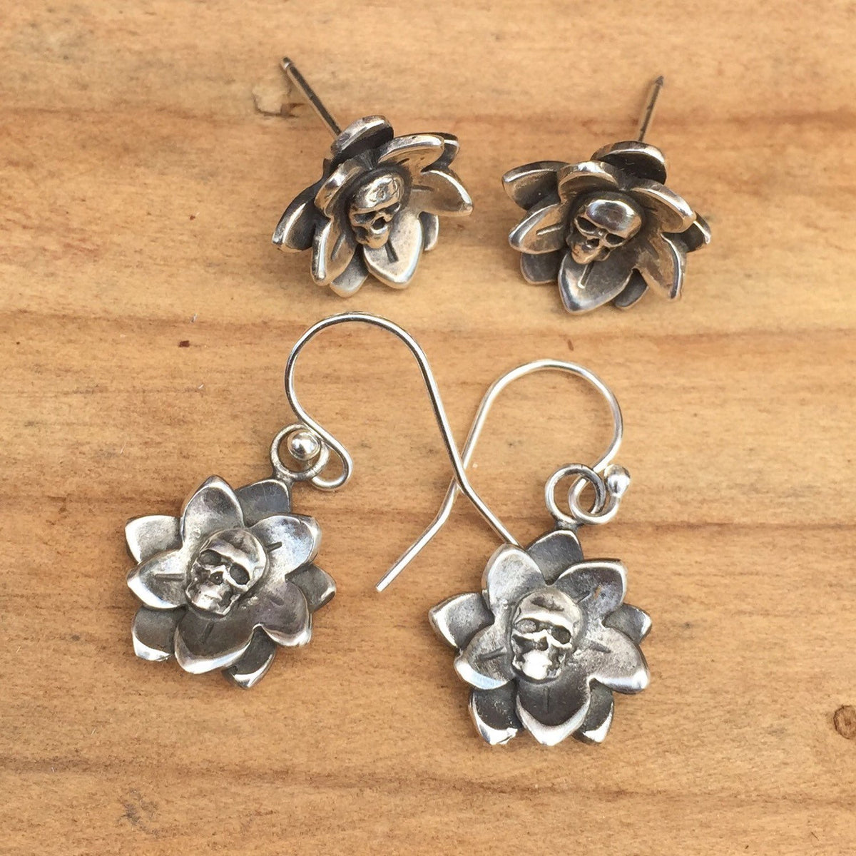 E37 Flor de Vida Skull Flower Earrings – Santa Fe