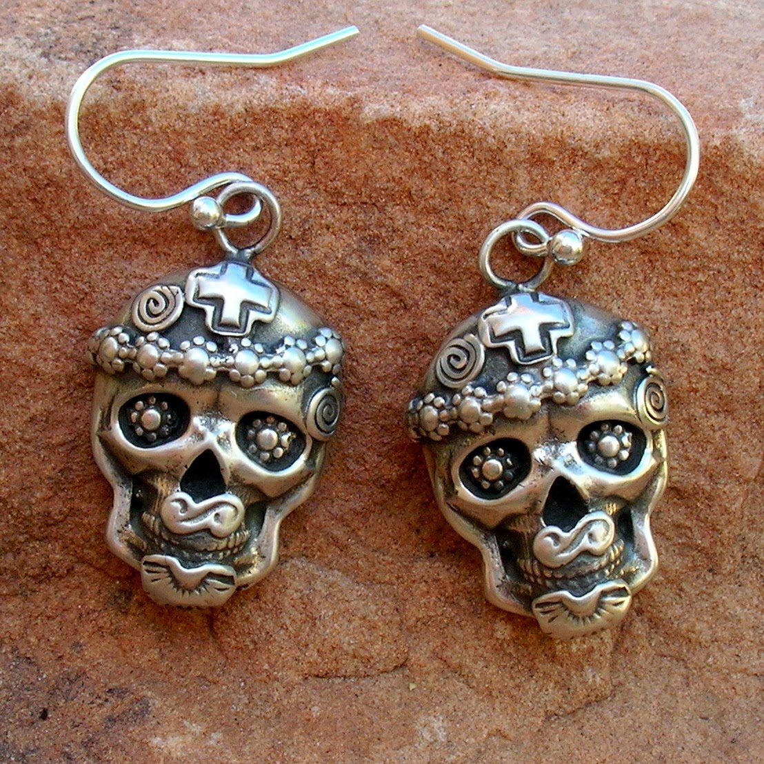 E49 Mi Vida Loca Skull Earrings