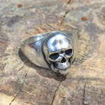 R60 Medium 15mm Skull Ring